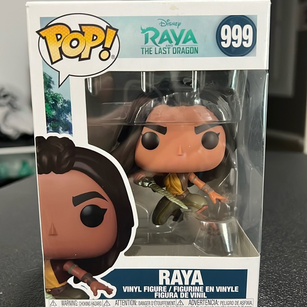 POP! Funko Disney RAYA and The Last Dragon # 999 NIB
